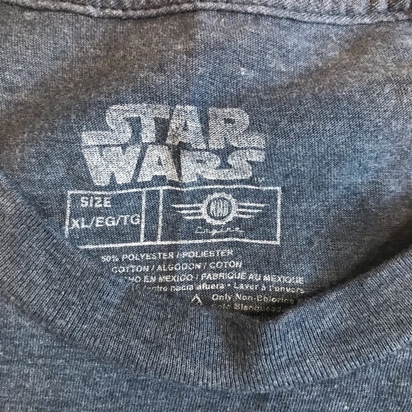 🍁Star Wars R2-D2 T-Shirt - Picture 3 of 3
